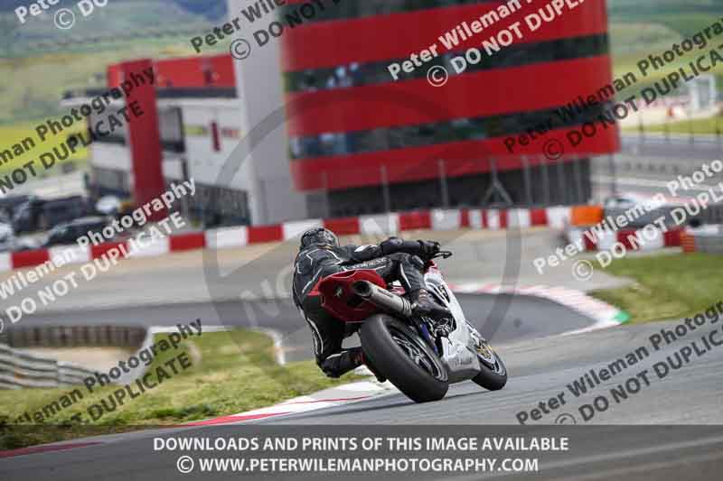 cadwell no limits trackday;cadwell park;cadwell park photographs;cadwell trackday photographs;enduro digital images;event digital images;eventdigitalimages;navarra;no limits trackdays;peter wileman photography;racing digital images;trackday digital images;trackday photos